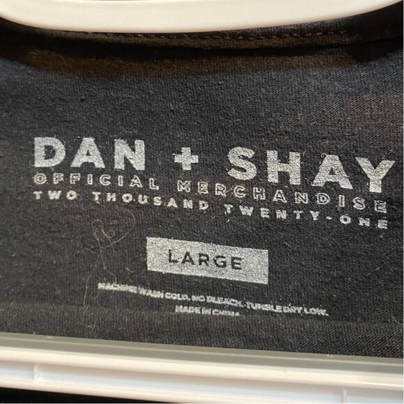 Dan + Shay Official Tour T-Shirt 2021 Black Graphic Tee Size L - Picture 6 of 6